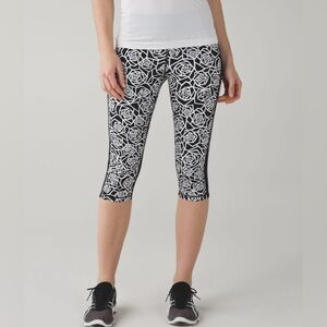 Lululemon Real Quick Crop Posey Black White 8